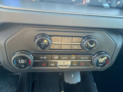 New 2026 Ford Bronco Big Bend AWD/4WD image 14