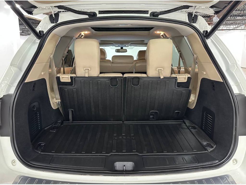 Used 2020 Nissan Pathfinder Platinum FWD image 15