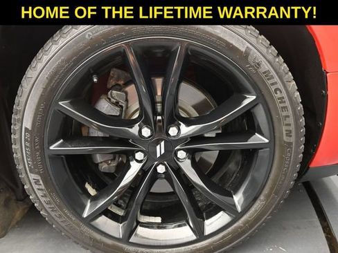 Used 2018 Dodge Challenger R/T w/ Blacktop Package RWD image 40