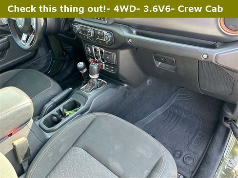 Used 2023 Jeep Gladiator Mojave w/ Cold Weather Group image 28