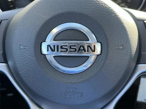 Used 2020 Nissan Rogue Sport S image 30