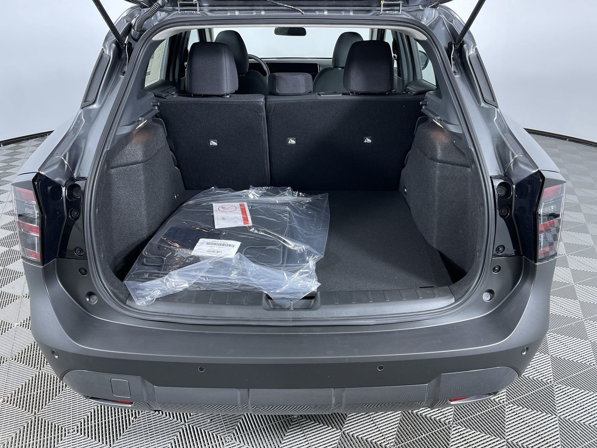 Certified 2026 Nissan Kicks S AWD/4WD image 23