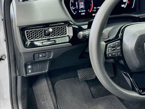 Used 2023 Honda Civic LX image 16
