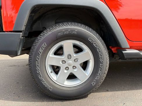 Used 2015 Jeep Wrangler Unlimited Sport w/ Quick Order Package 24S image 5