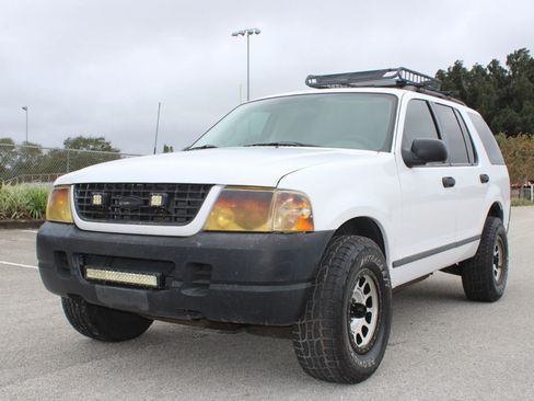 Used 2004 Ford Explorer XLS image 1