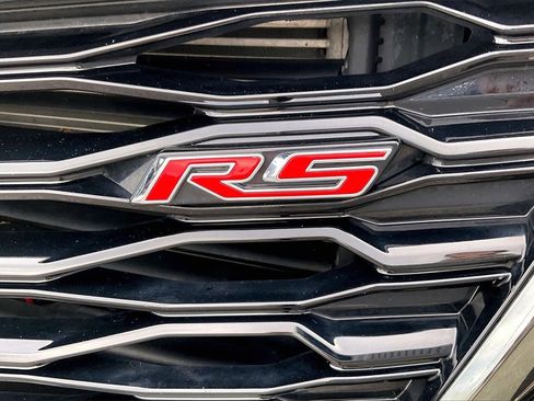 Used 2023 Chevrolet Equinox RS w/ RS Leather Package image 8