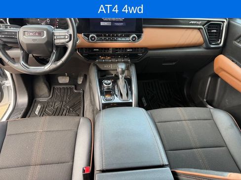Used 2023 GMC Canyon AT4 AWD/4WD image 8