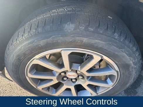 Used 2021 GMC Canyon Denali image 22