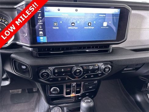 Used 2024 Jeep Wrangler Sport S image 14