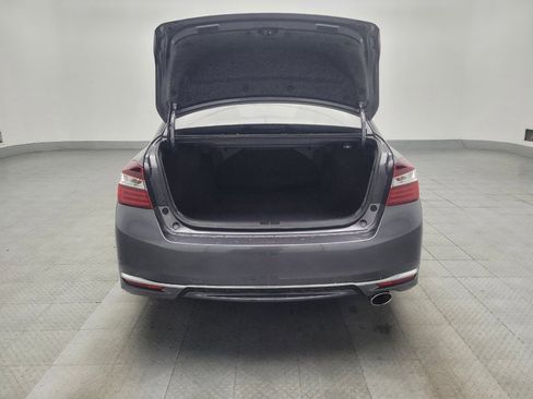 Used 2017 Honda Accord LX image 29