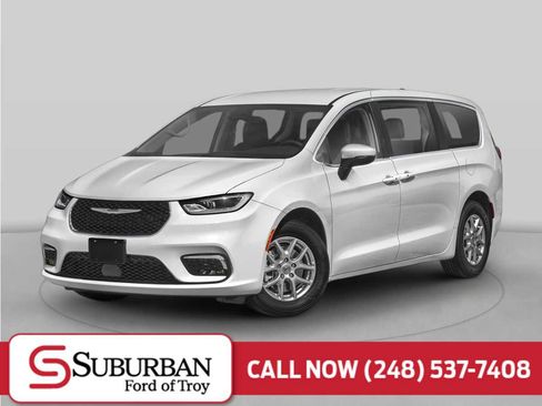 Used 2023 Chrysler Pacifica Limited w/ Uconnect Theater Family Group AWD/4WD image 1