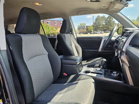 Used 2018 Toyota 4Runner SR5 AWD/4WD image 48