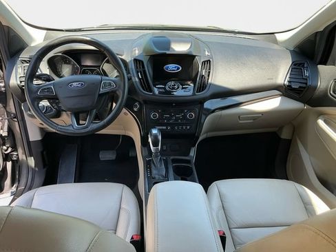 Used 2019 Ford Escape Titanium AWD/4WD image 10