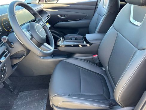New 2026 Hyundai Tucson Limited FWD image 11