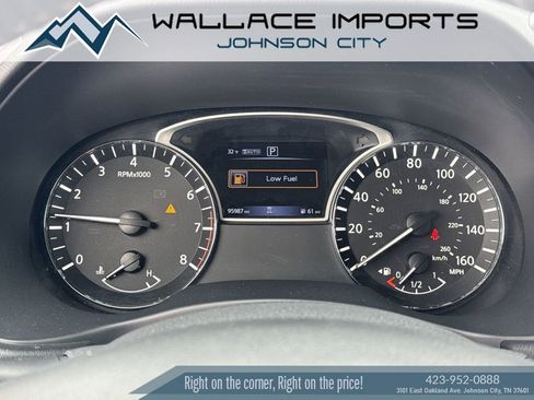 Used 2020 Nissan Pathfinder SL image 36