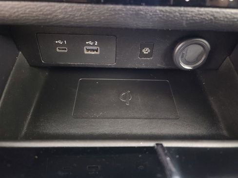 Used 2024 Mitsubishi Outlander SE image 33