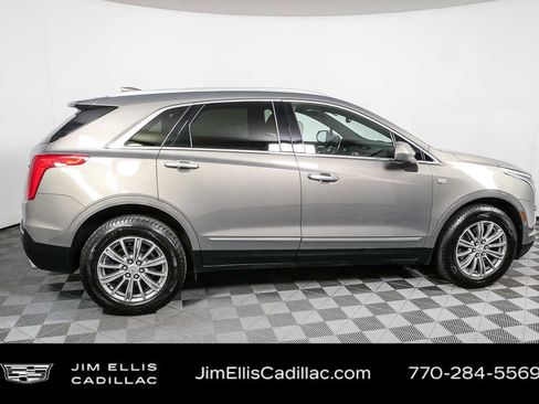 Used 2019 Cadillac XT5 Luxury image 2