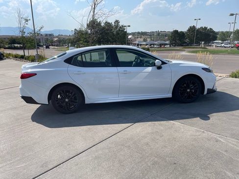 Used 2026 Toyota Camry SE w/ Convenience Package AWD/4WD image 9