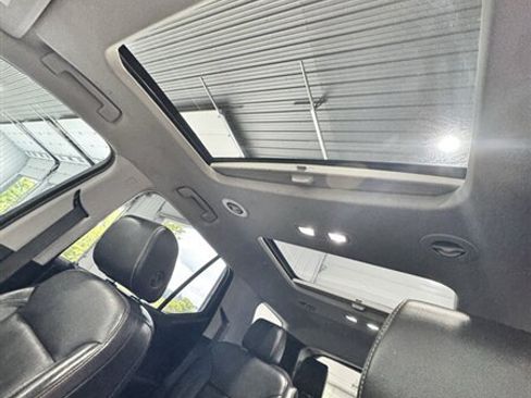 Used 2020 Chevrolet Traverse Premier w/ Redline Edition AWD/4WD image 9