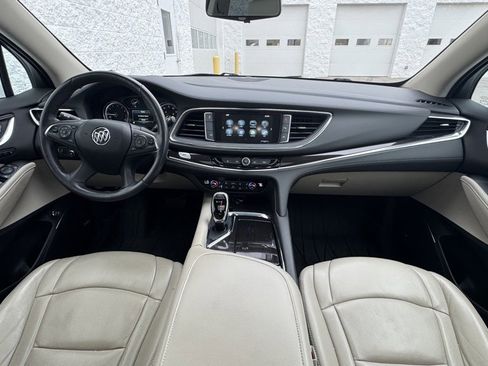 Used 2018 Buick Enclave Premium w/ Experience Buick Package image 12