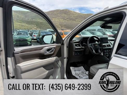 Used 2022 Chevrolet Tahoe LT w/ Luxury Package AWD/4WD image 11