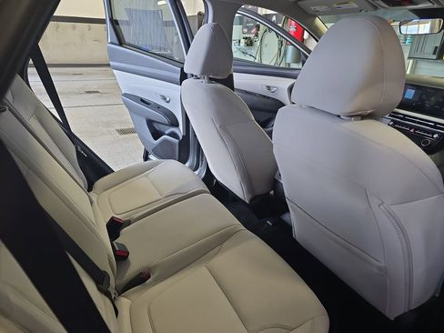 Used 2026 Hyundai Tucson SEL FWD image 11