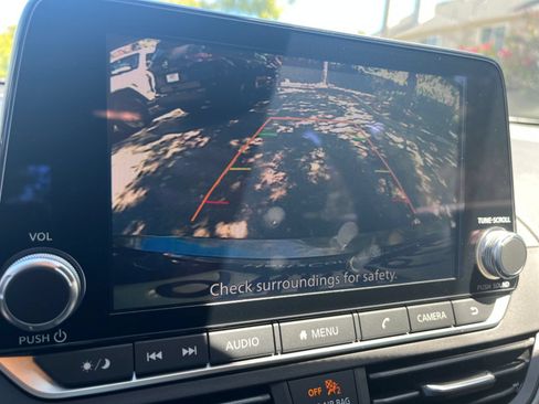 Used 2026 Nissan Altima 2.5 SV FWD image 23