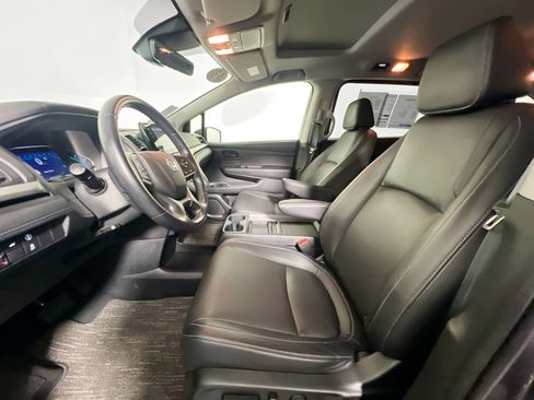 Used 2023 Honda Odyssey EX-L image 14