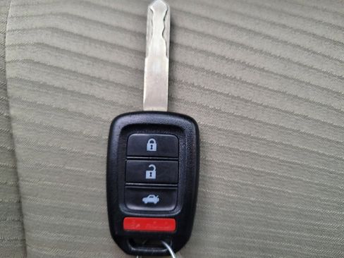 Used 2015 Honda Accord LX image 32