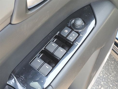 New 2025 MAZDA CX-5 AWD 2.5 S w/ Preferred Package image 13