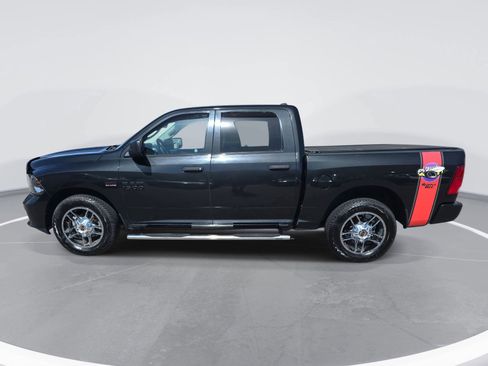Used 2017 RAM 1500 Express w/ Express Value Package image 8