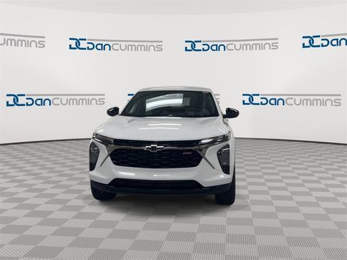 New 2026 Chevrolet Trax RS image 3