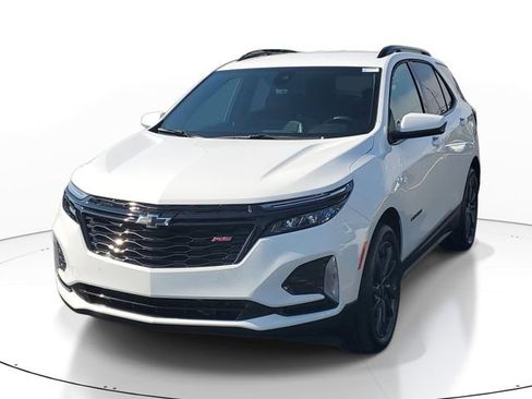 Certified 2024 Chevrolet Equinox RS image 2