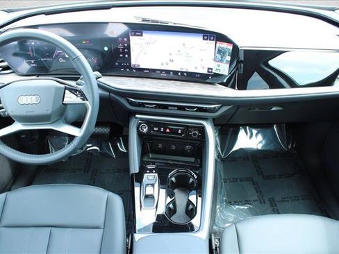 Certified 2025 Audi Q5 Premium w/ Convenience Package AWD/4WD image 19