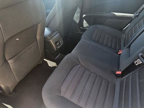 Used 2019 Ford Fusion SE FWD image 18