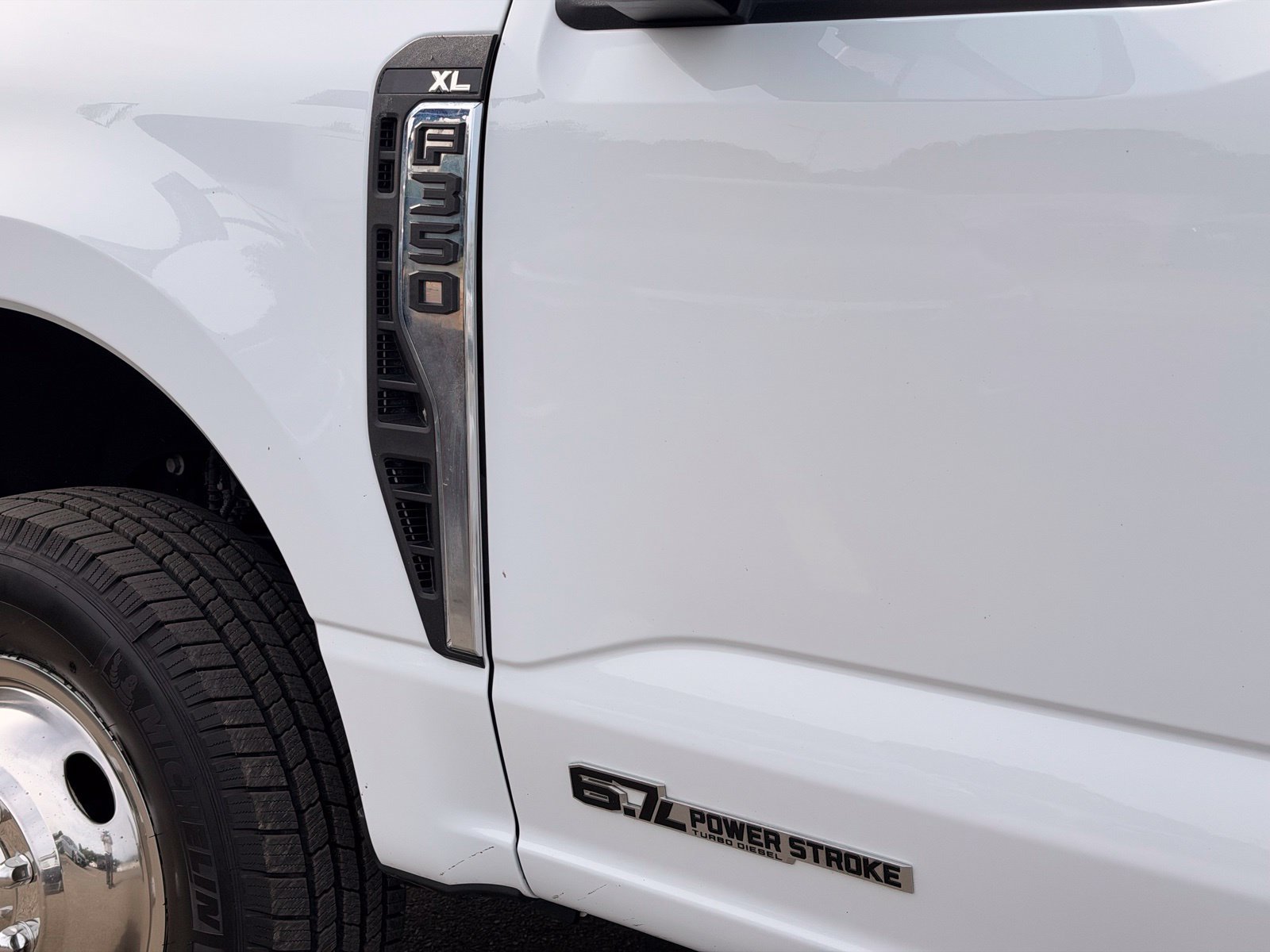 Used 2024 Ford F350 XL w/ XL Driver Assist Package AWD/4WD image 13