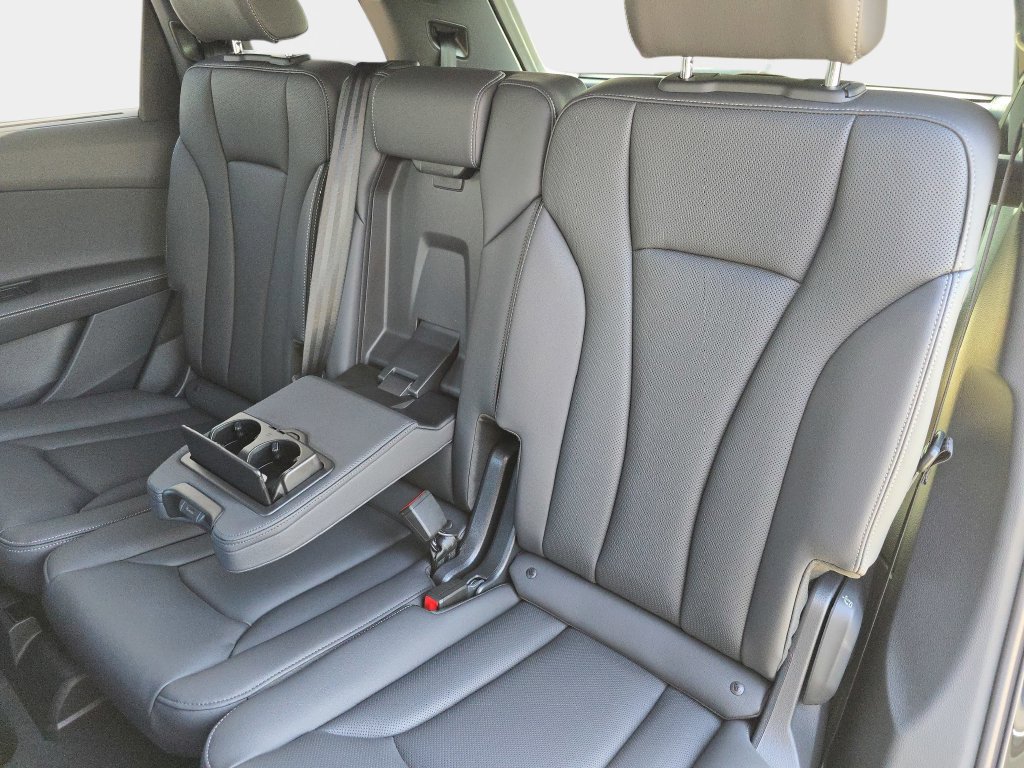 Used 2026 Audi Q7 3.0T Premium Plus AWD/4WD image 15
