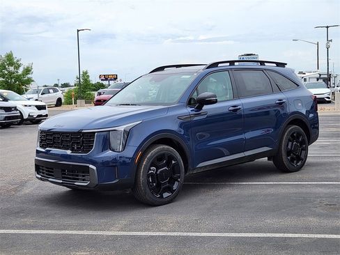New 2025 Kia Sorento X-Line EX image 4