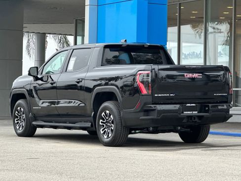 Used 2026 GMC Sierra EV Elevation image 3