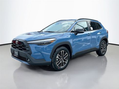 New 2026 Toyota Corolla Cross XLE image 3