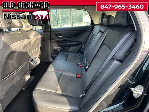 Used 2023 Nissan Ariya AWD image 11