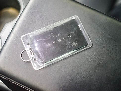 Used 2020 Tesla Model Y Performance image 21