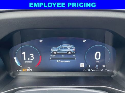 New 2026 Ford Explorer Active AWD/4WD image 2