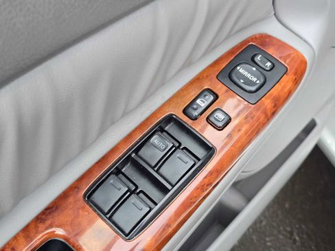 Used 2002 Toyota Camry XLE image 24