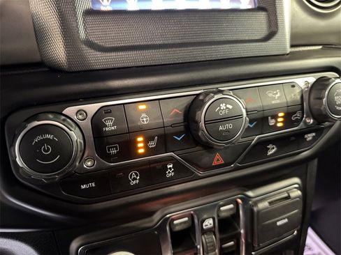 Used 2020 Jeep Wrangler Unlimited Sport S image 30