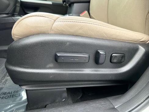 Used 2016 Honda CR-V EX-L image 18