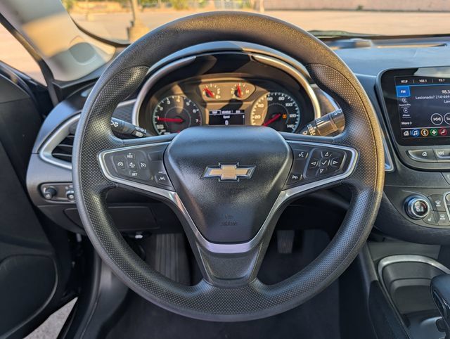 Used 2023 Chevrolet Malibu LT FWD image 12