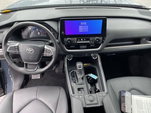 Certified 2024 Toyota Grand Highlander XLE image 15
