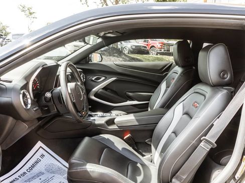 Used 2022 Chevrolet Camaro SS RWD image 25