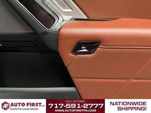 Used 2023 BMW 760i xDrive w/ Executive Package AWD/4WD image 19